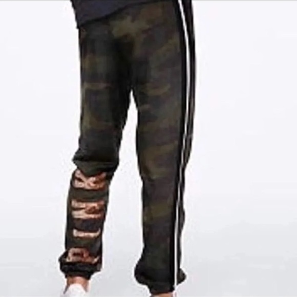 Victoria’s Secret PINK Bling Pants Camo Green NWT - Picture 5 of 7